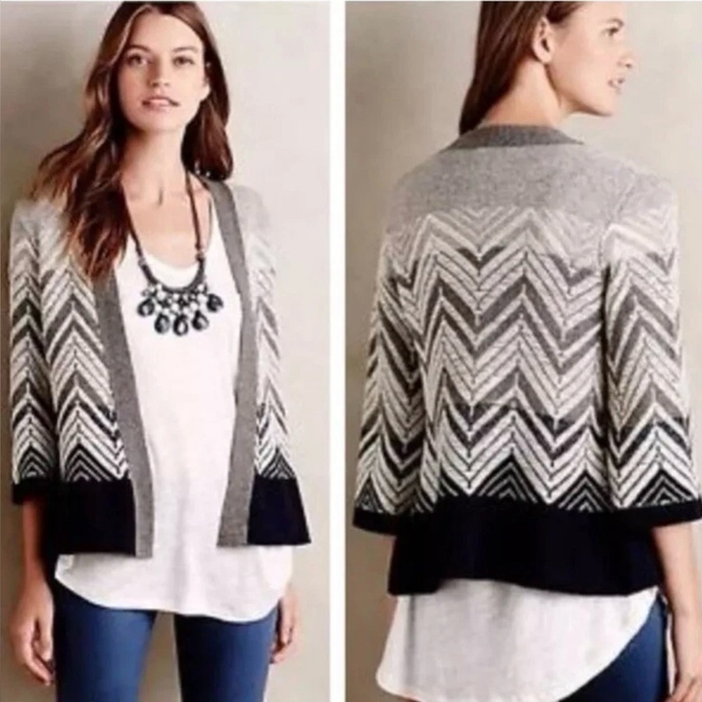 Anthropologie MOTH Chevron pattern cardigan navy blue grey gray white wool fall